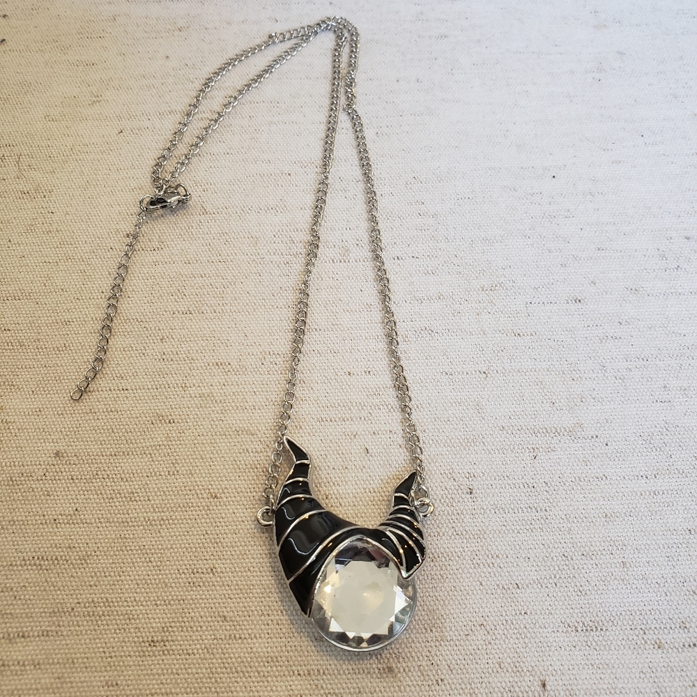 3/$24 🔥 Maleficent Pendant Necklace ✴ 🔥 - Picture 6 of 8